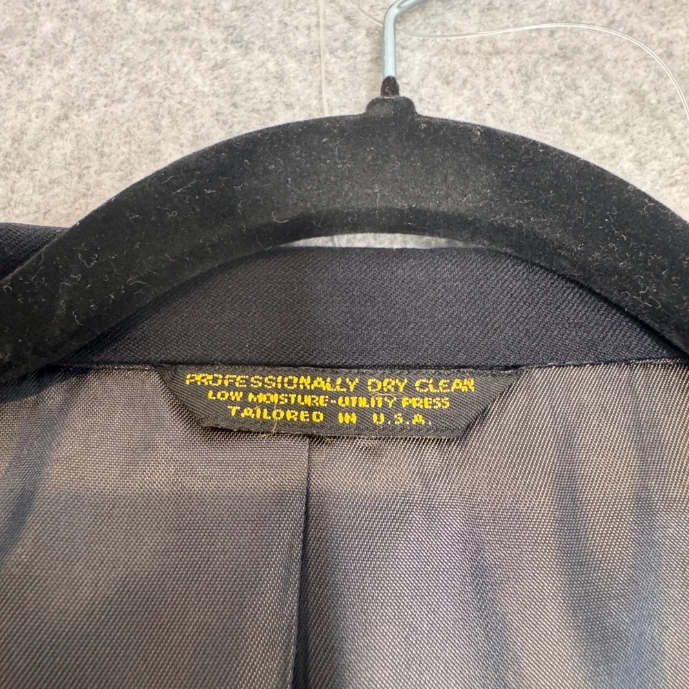 VTG Nino Cerruti Rue Royale Blazer Jacket Mens Sport Coat Navy Blue Tailored USA